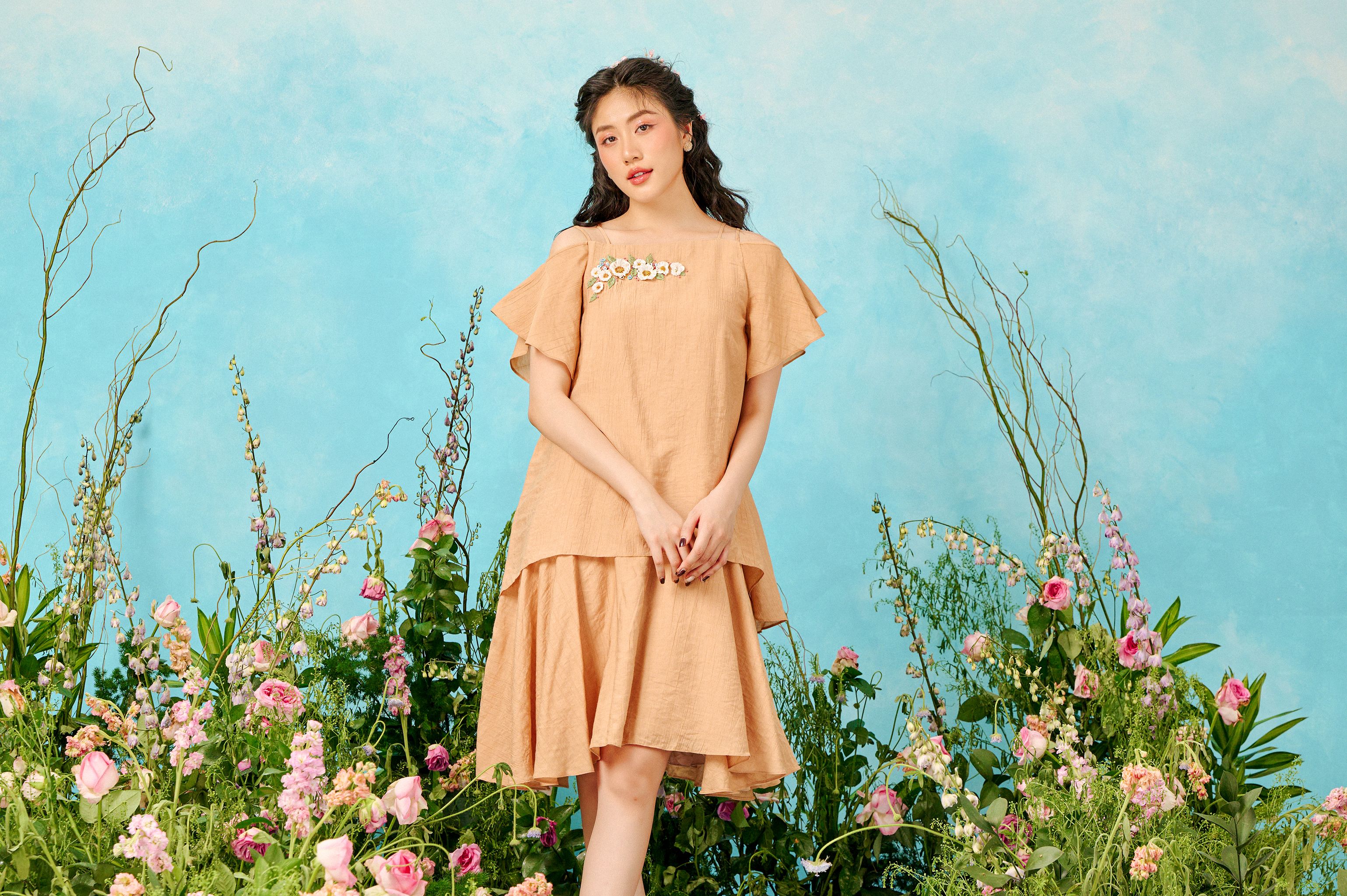 OLV - Đầm Hazelnut Layering Embro