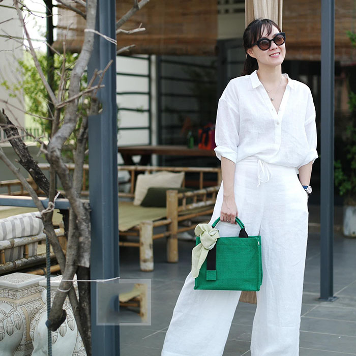 Áo sơ mi nữ form rộng trễ vai cơ bản Linen tưng Premium ArcticHunter, thời trang thương hiệu chính hãng - Trắng tinh