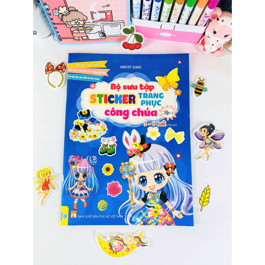 Sách - Combo 4 Cuốn Bộ Sưu Tập Sticker Trang Phục Công Chúa - Ndbooks
