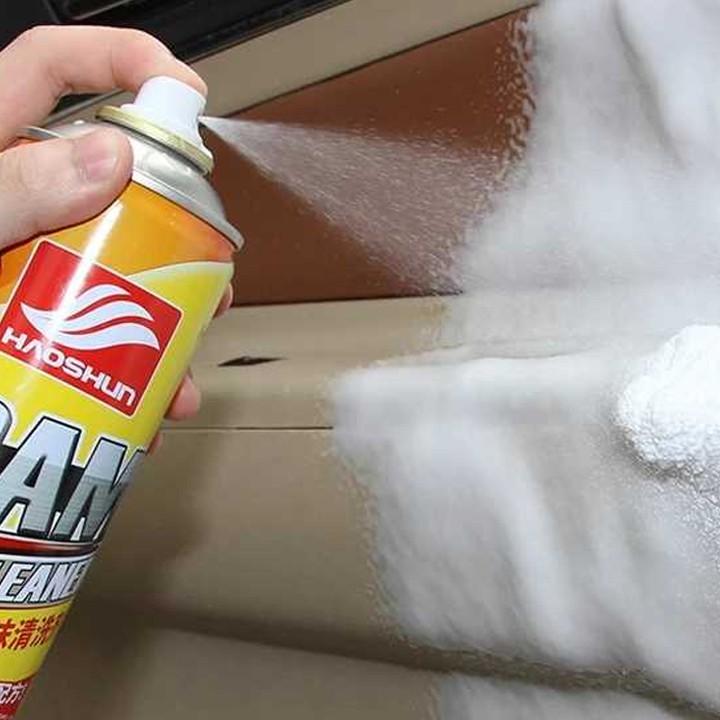 Chai Xịt Tẩy Tạo Bọt Vệ Sinh Nội Thất Xe Hơi Foam Cleaner 650ML