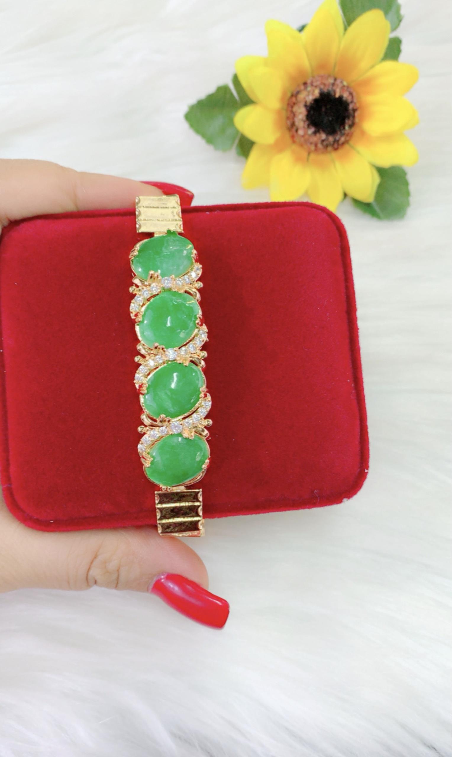 Lắc tay nữ đá phong thủy may mắn mạ vàng 18k EKPM89