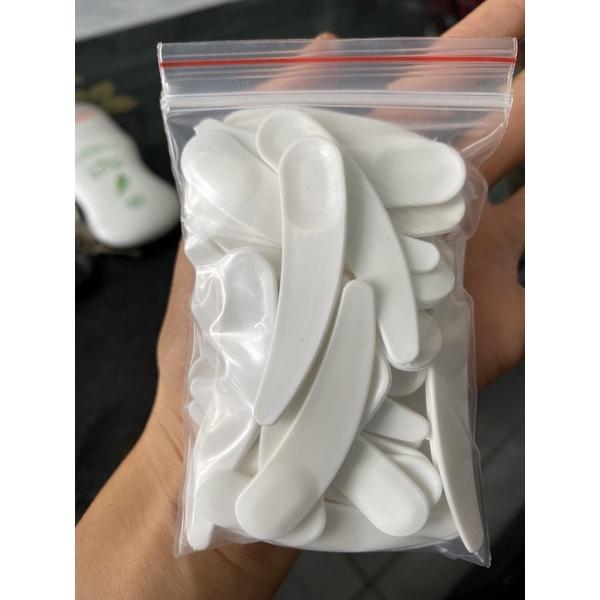 Combo 50 muỗng múc kem face