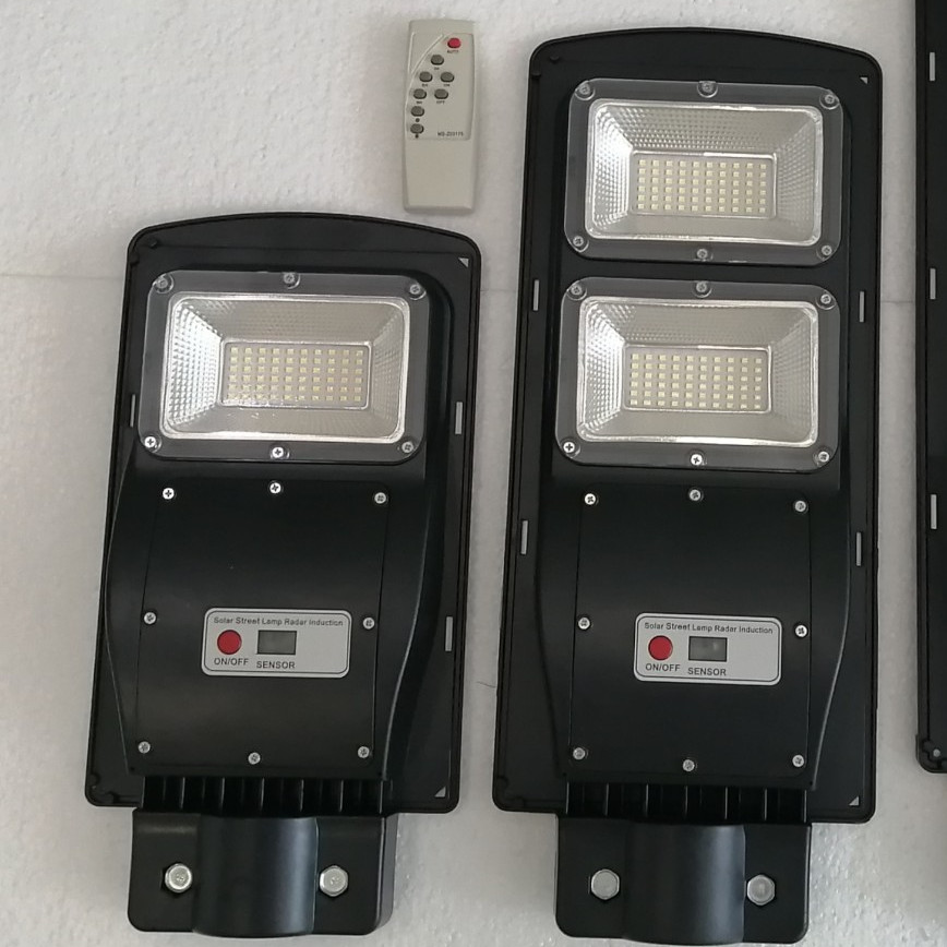 Đèn Đường Năng Lượng Mặt Trời 60W - IP66 Chống Thấm Nước, Có Remote Điều Khiển Từ Xa