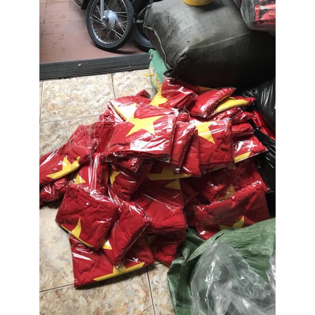 Áo cờ đỏ sao vàng