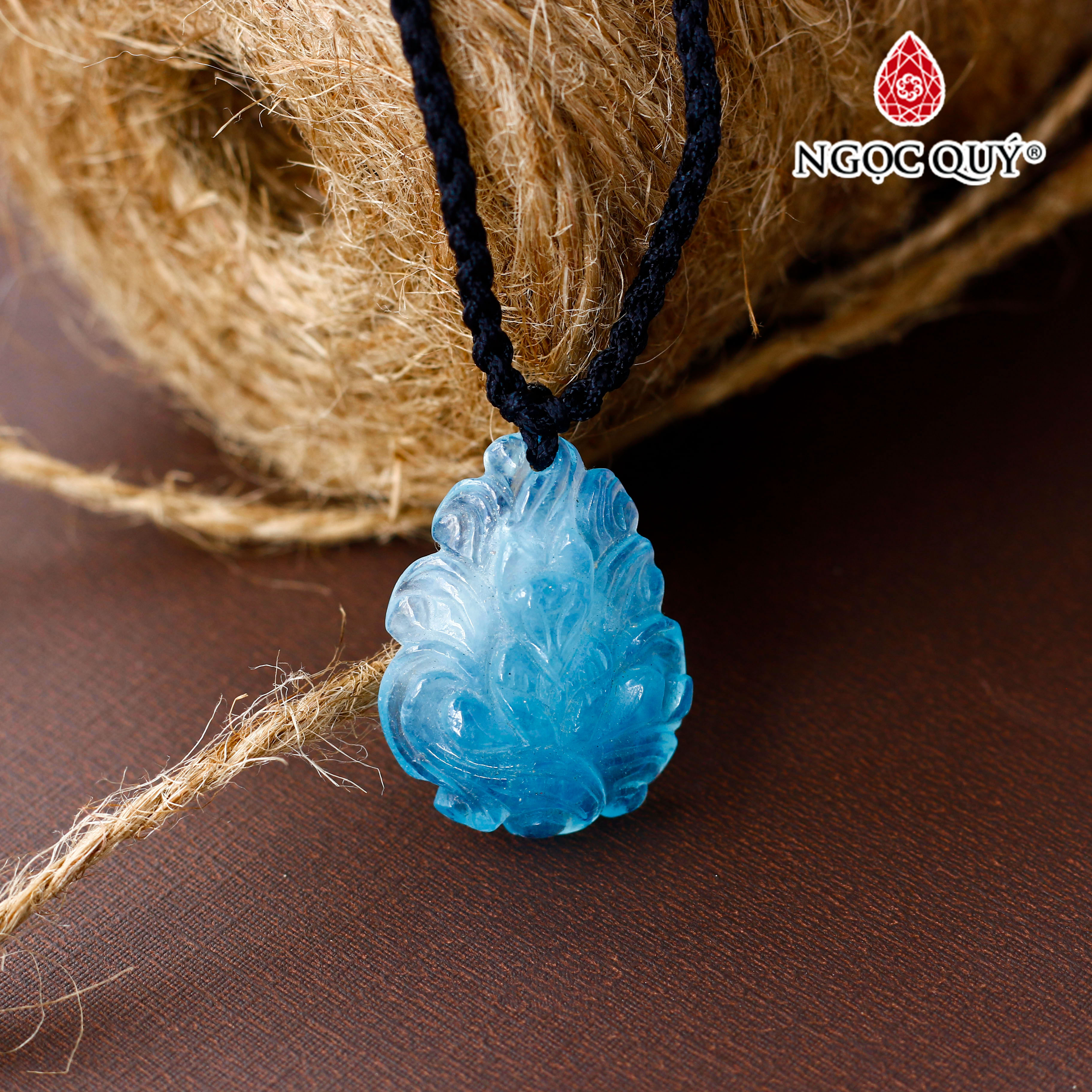 Mặt dây chuyền nữ hoàng hồ ly Aquamarine hải lam ngọc - Ngọc Quý Gemstones