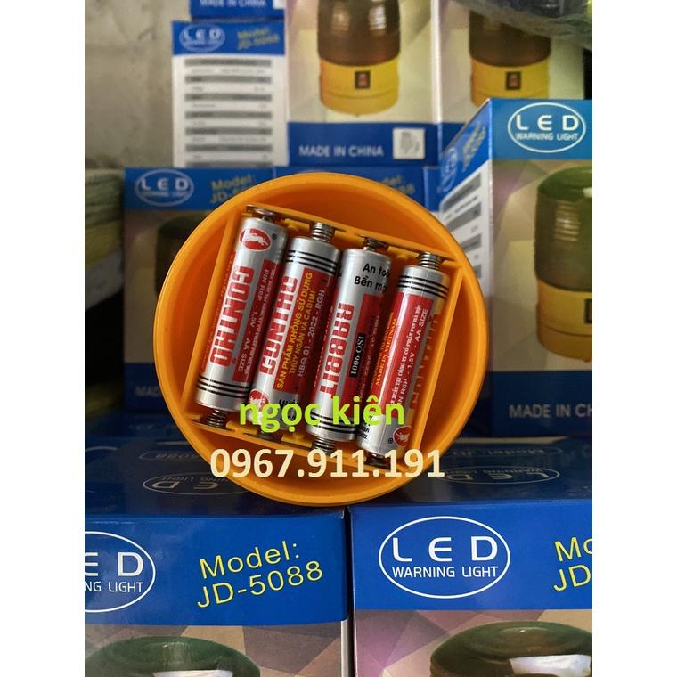 Combo 10 đèn quay công trường cảnh báo chạy 4 pin tiểu,đế nam châm