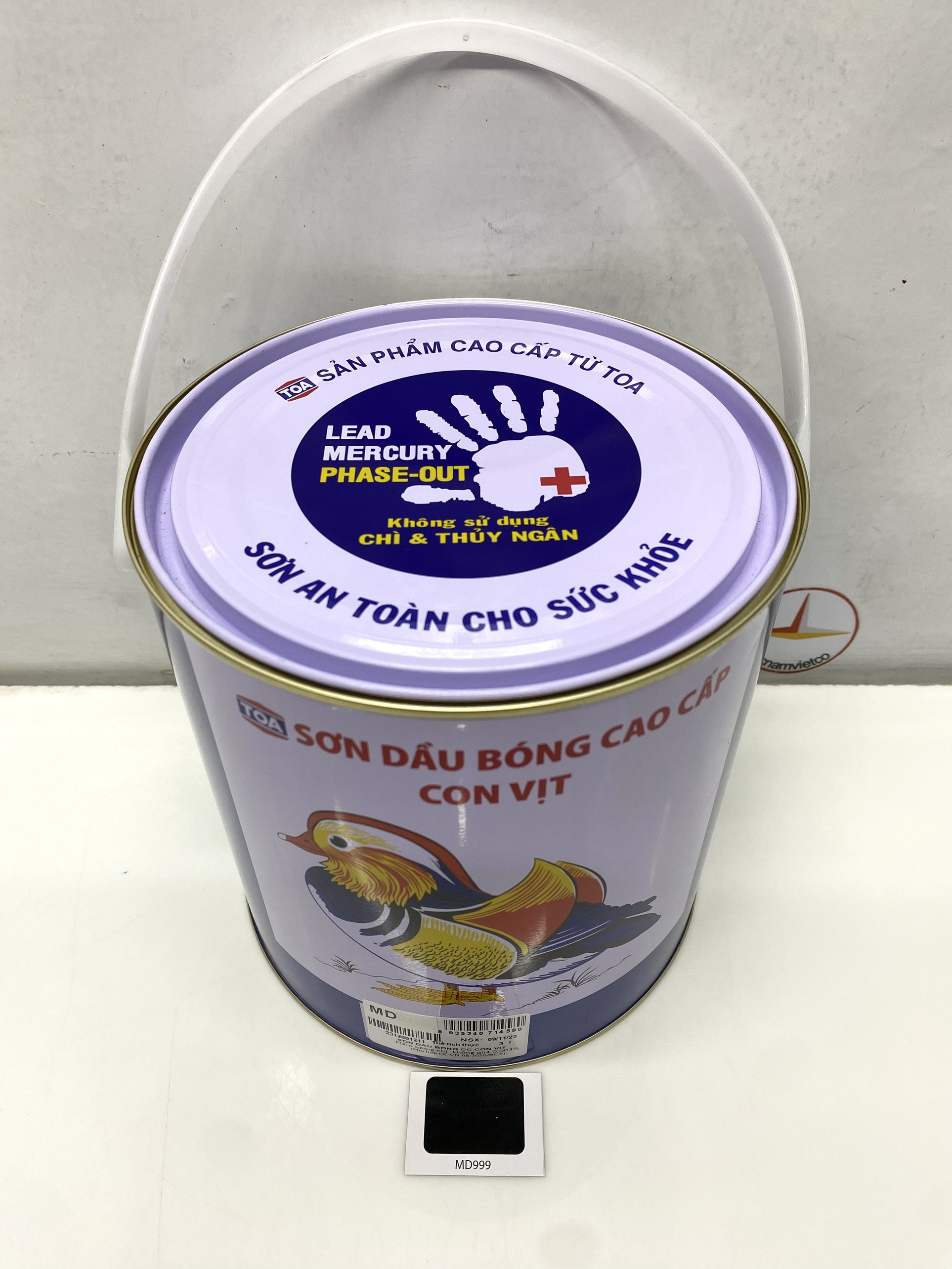 Sơn dầu cao cấp TOA Con Vịt màu đen MD 999 _ 3L