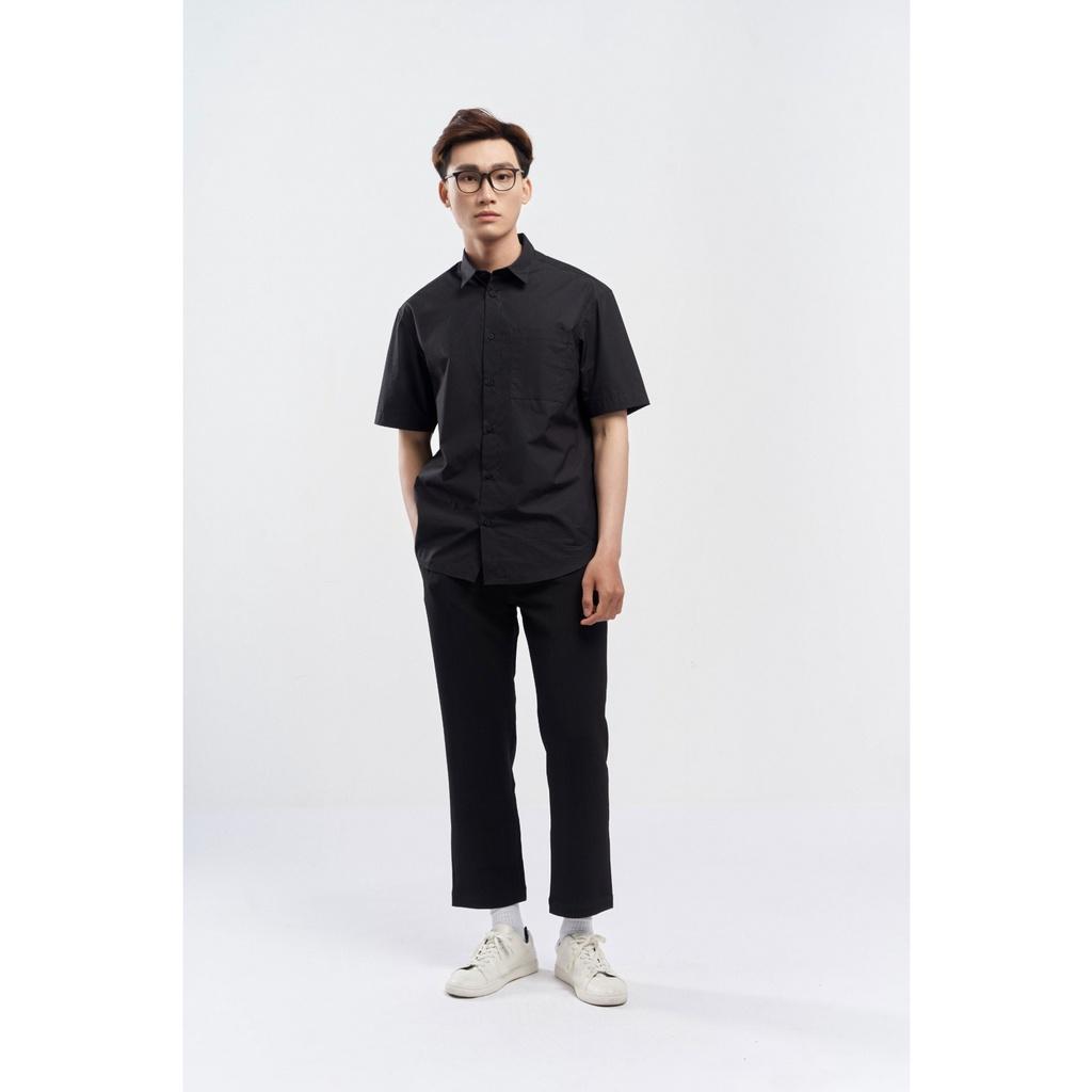 ÁO SƠ MI NAM TAY NGẮN có 1 túi trước form loose 2 màu TRẮNG / ĐEN 10S21SHS017 | LASTORE MENSWEAR