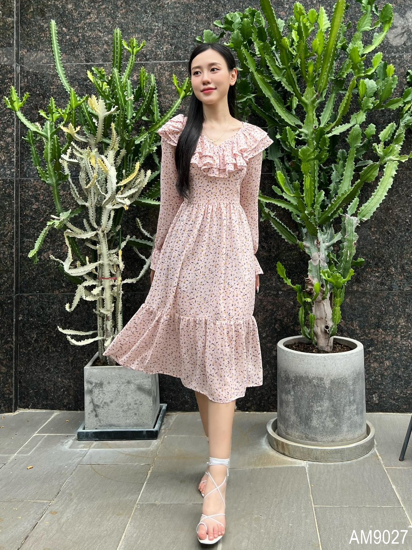 Đầm xòe midi Nữ hoa nhí tay dài OvanMade AM9027