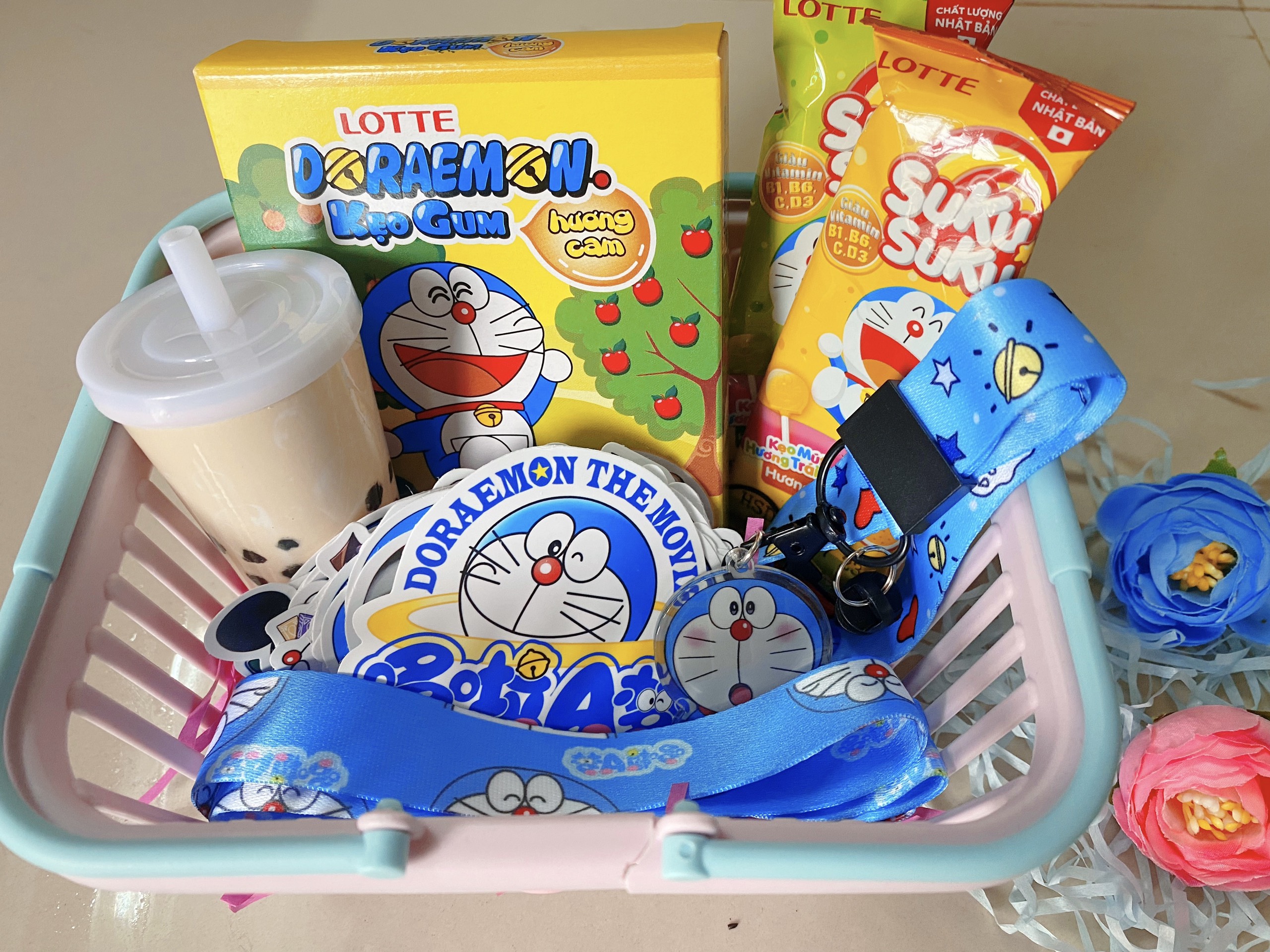 Sét quà Doraemon xinh xắn cho fan chú mèo máy đáng yêu