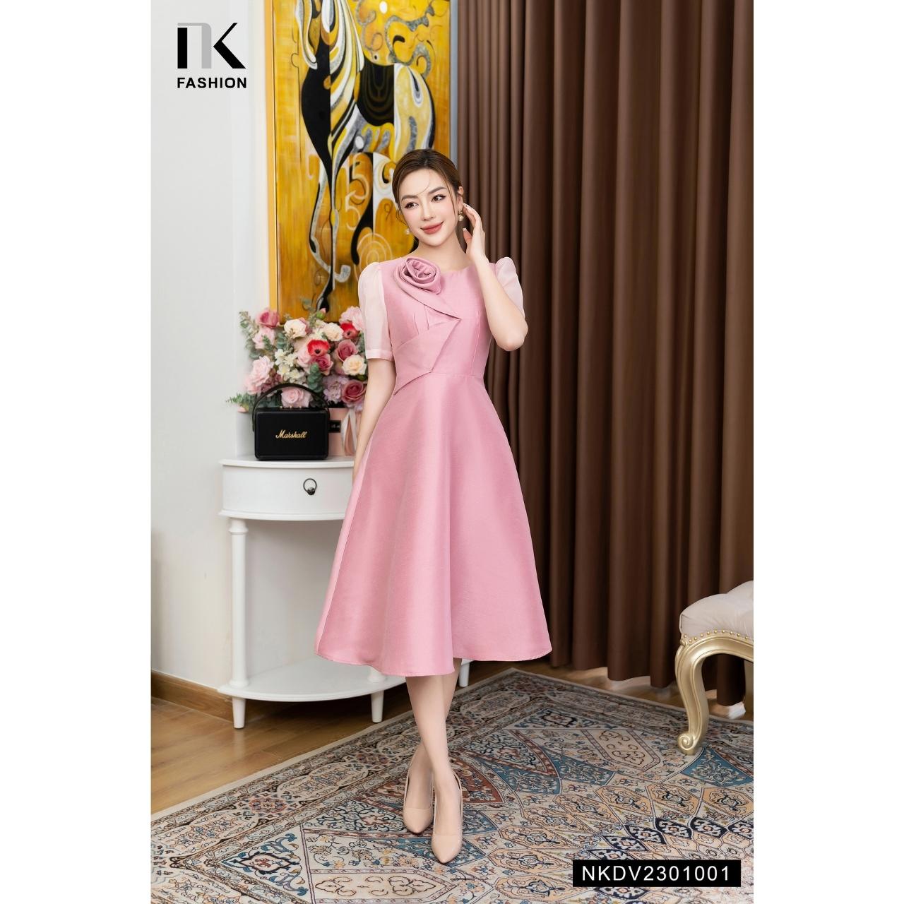 Đầm Gấm Xếp Hoa NK FASHION Dáng Xòe Trẻ Trung Thanh Lịch Chất Vải Nhập Hàn Cao Cấp Không Nhăn NKDV2301001