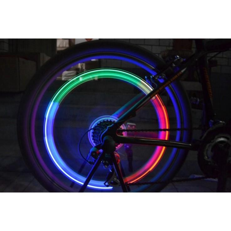(có sẵn) Đèn Led gắn van xe máy,xe đạp,oto ( giá 1 chiếc