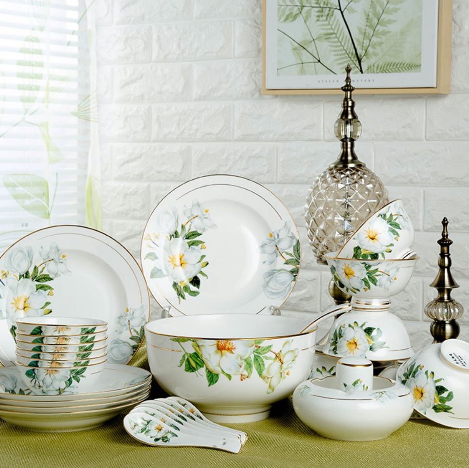 Bộ bát sứ xương 60 món hoa cúc MS 9.11