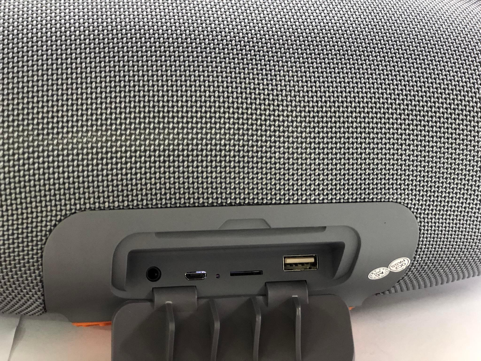 LOA BLUETOOTH BOOMBOX X2 CÓ LED - ÂM THANH HAY, BASS MẠNH MẼ -XÁCH TAY TIỆN LỢI