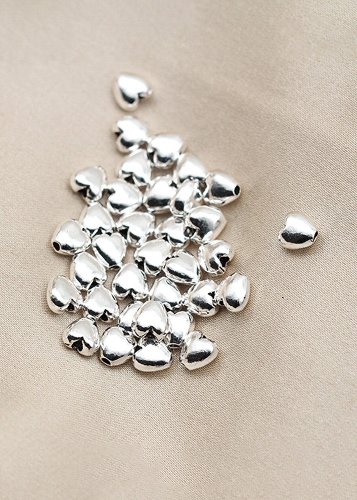 Combo 5 cái charm bạc trái tim xỏ ngang - Ngọc Quý Gemstones
