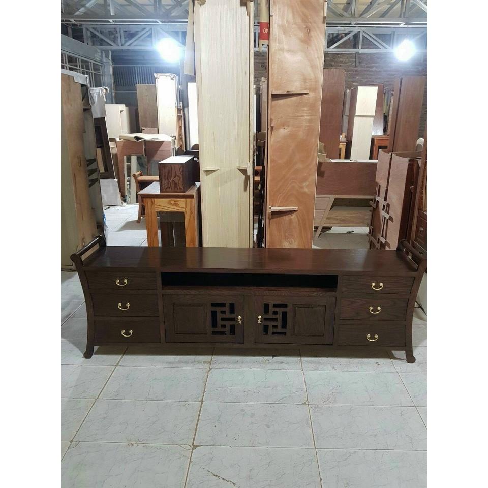 Kệ tv gỗ sồi đen giá thật