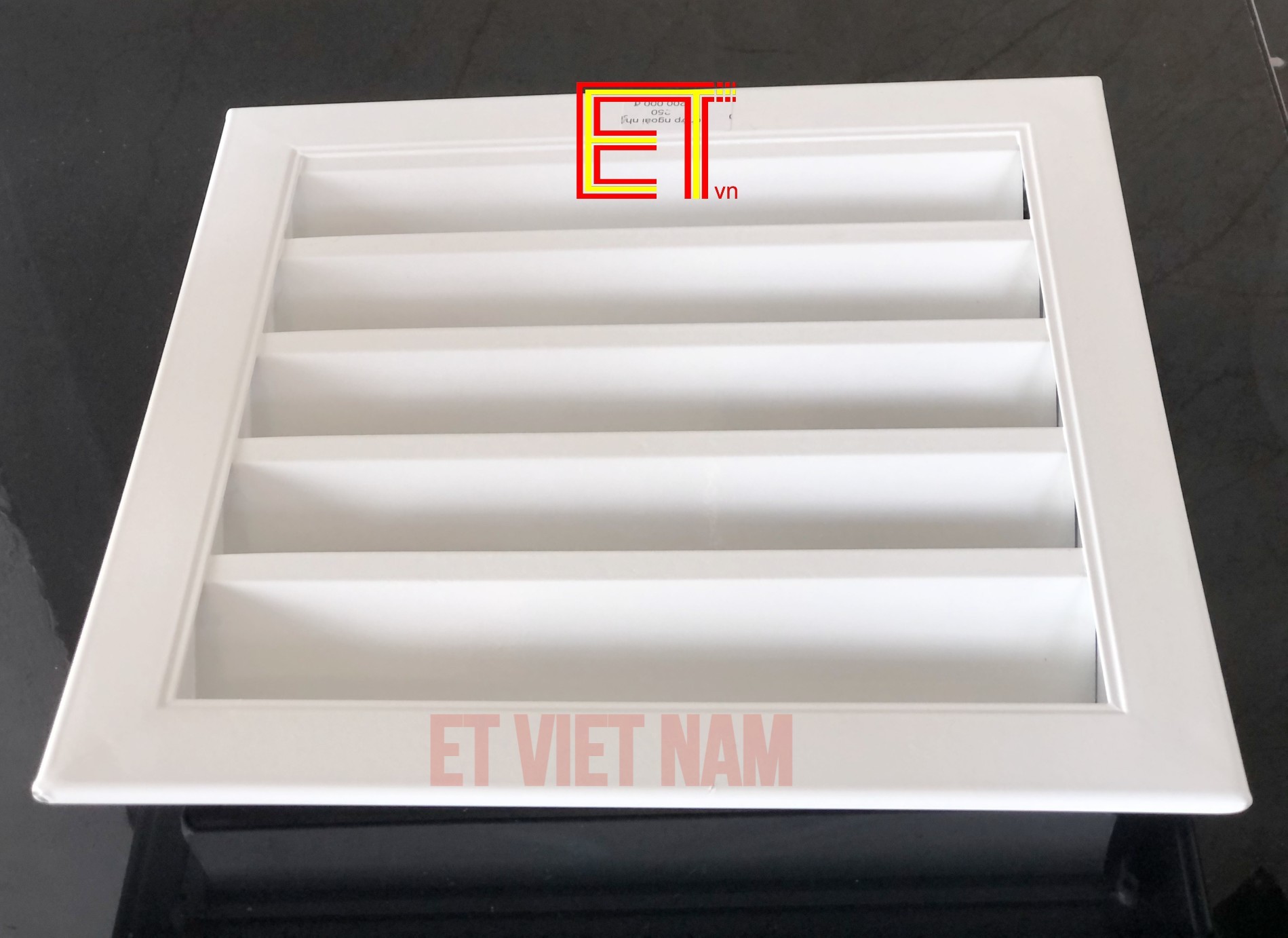 Mặt chớp che mưa, Mặt thoáng che mưa, Cửa gió, Louver TNN 250