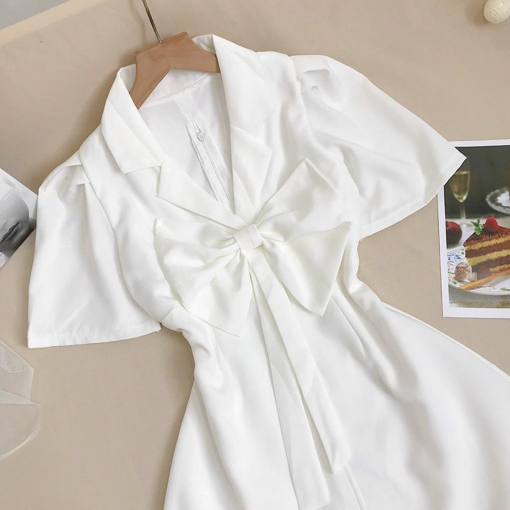 Đầm trắng cổ vest nơ ngực