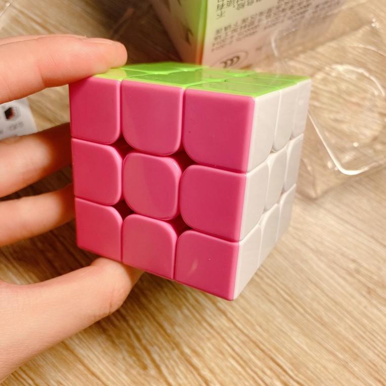 Rubik 3x3 Xoay trơn dễ chơi