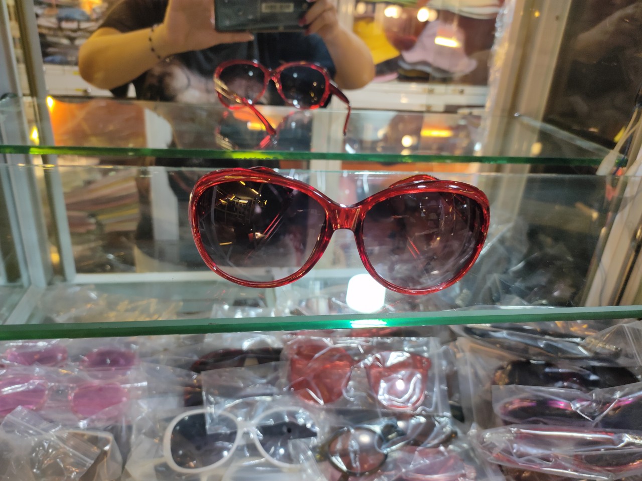 Kính mát thời trang