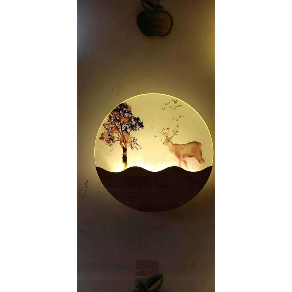 Đèn tường phong cách hiện đại, sang trọng.