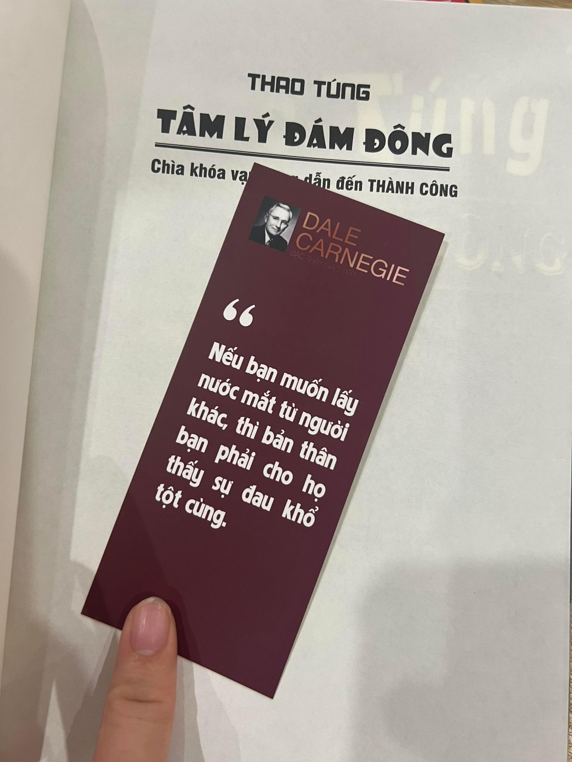 Sách - Thao túng tâm lý đám đông - SBOOKS