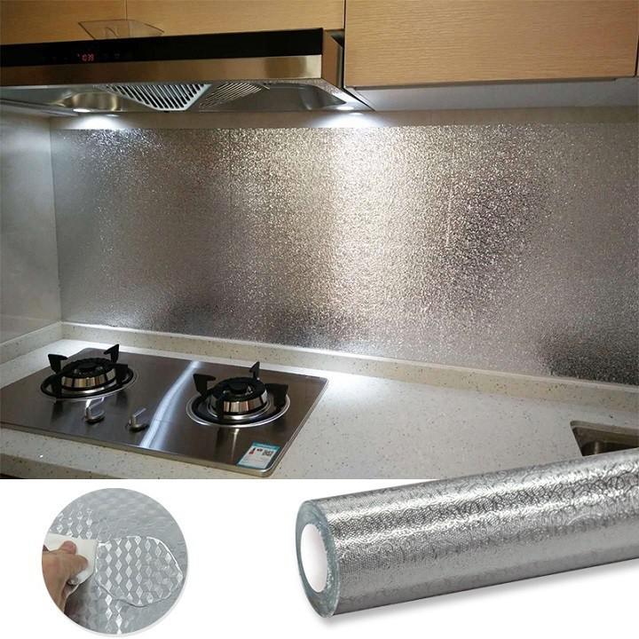 Cuộn giấy bạc dán bếp cách nhiệt chống thấm bền đẹp 3m tiện lợi 