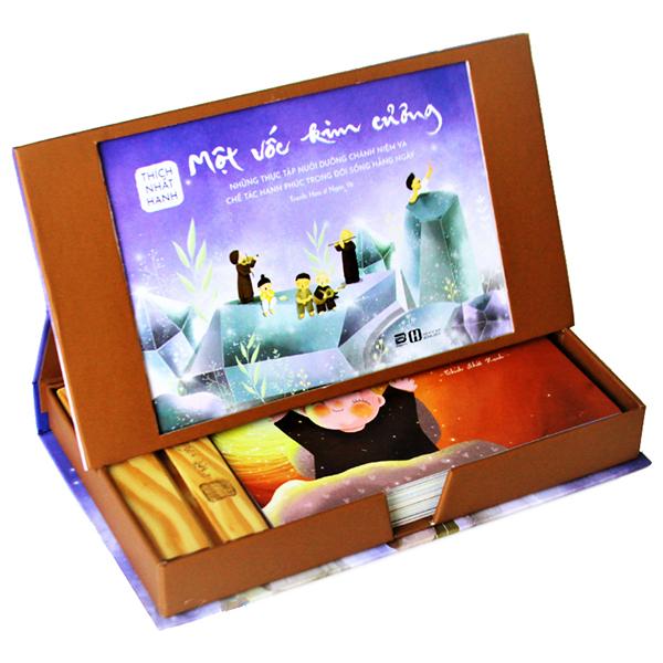 Sách - Một Vốc Kim Cương - Phiên Bản Hộp Gỗ Màu Nâu