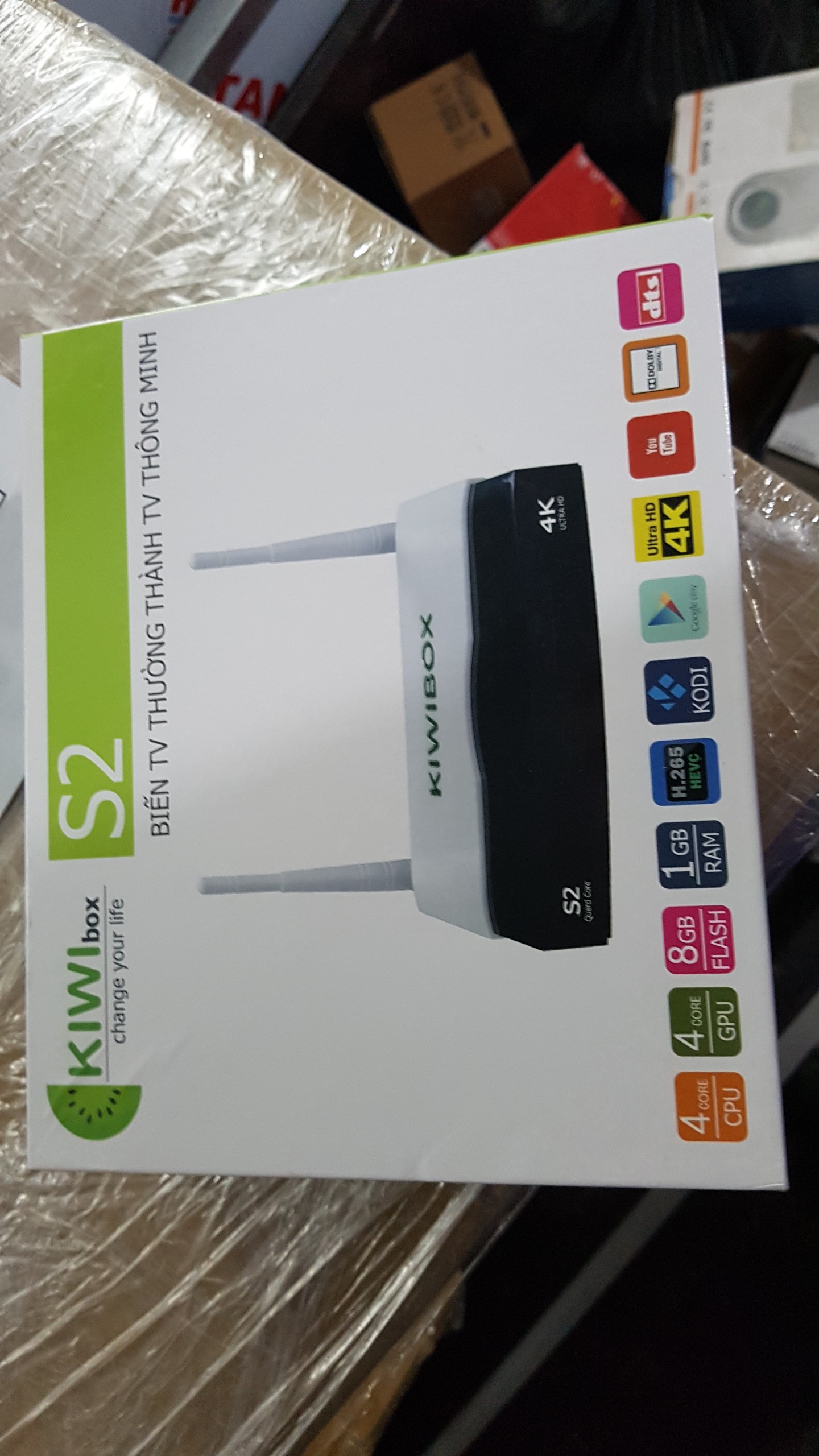 Đầu Android Tivi Box Kiwi S2 - Tặng chuột không dây - CHÍNH HÃNG