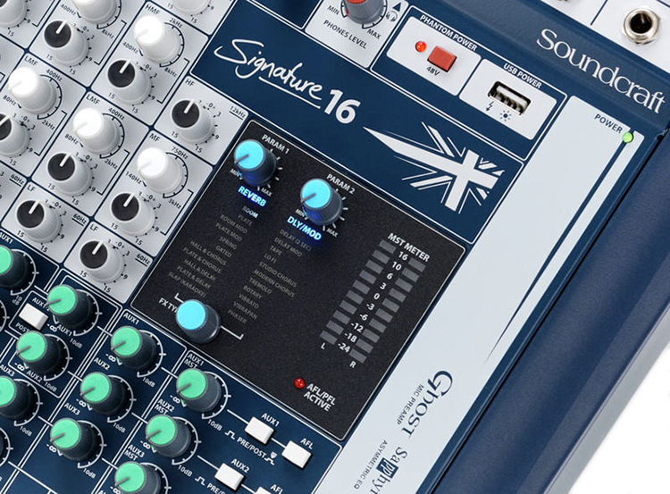 Mixer Soundcraft Signature 16