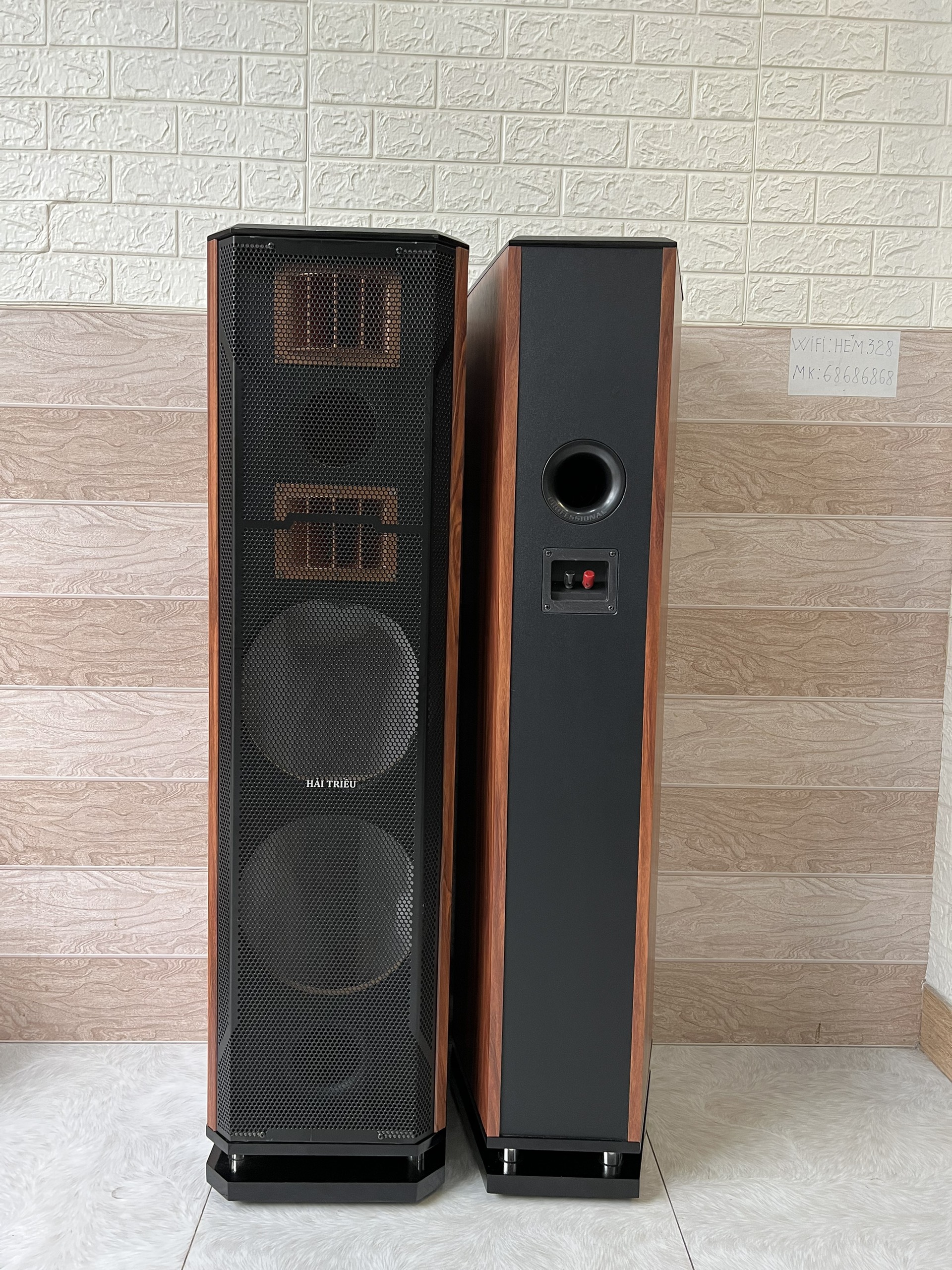 Vỏ thùng loa đứng 25 sử dụng 2 bass 25, 2 chép, 1 mid Hải Triều