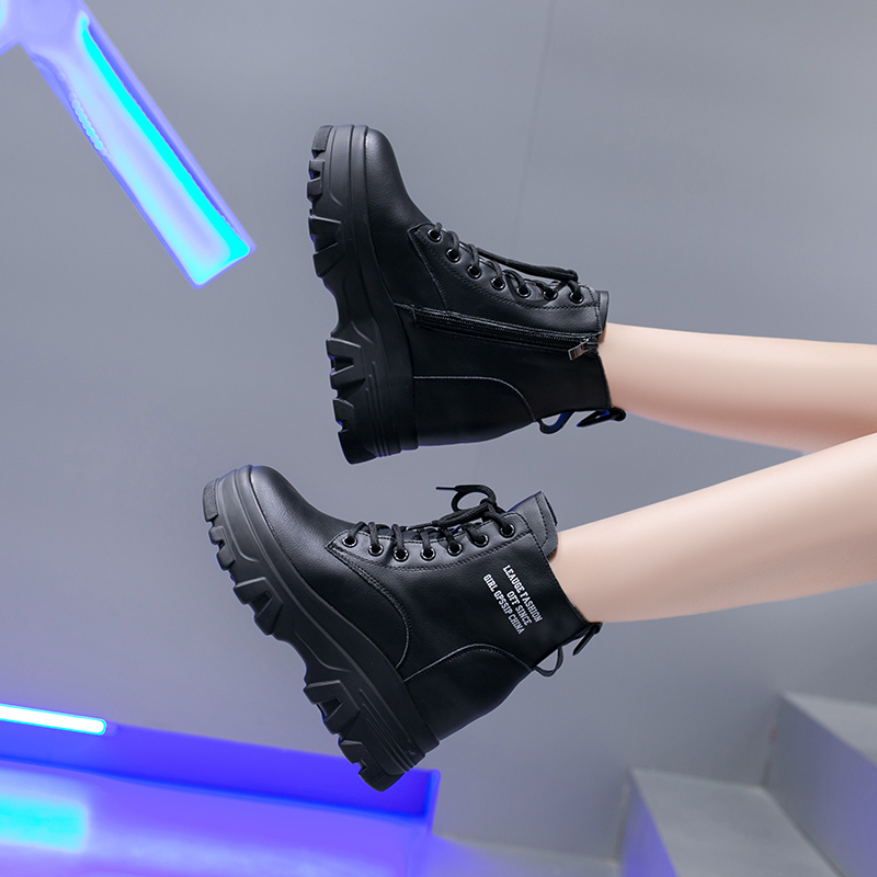 Giày Boot MT kéo khóa 8CM PB396