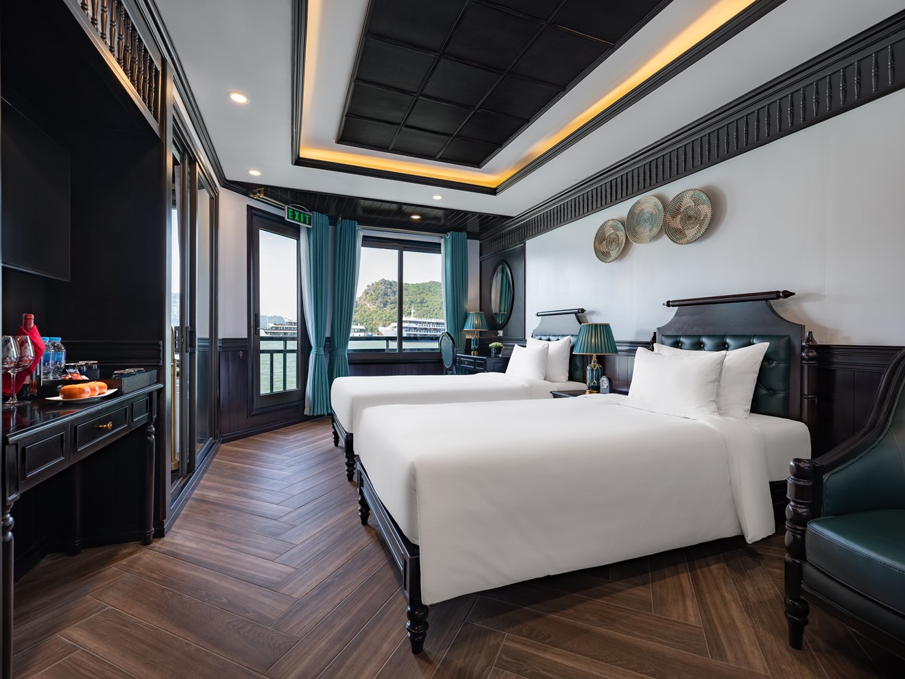 Voucher 2N1Đ Ngủ Đêm Trên Du Thuyền 5 sao Rita Cruise Sang Trọng Tại Vịnh Hạ Long