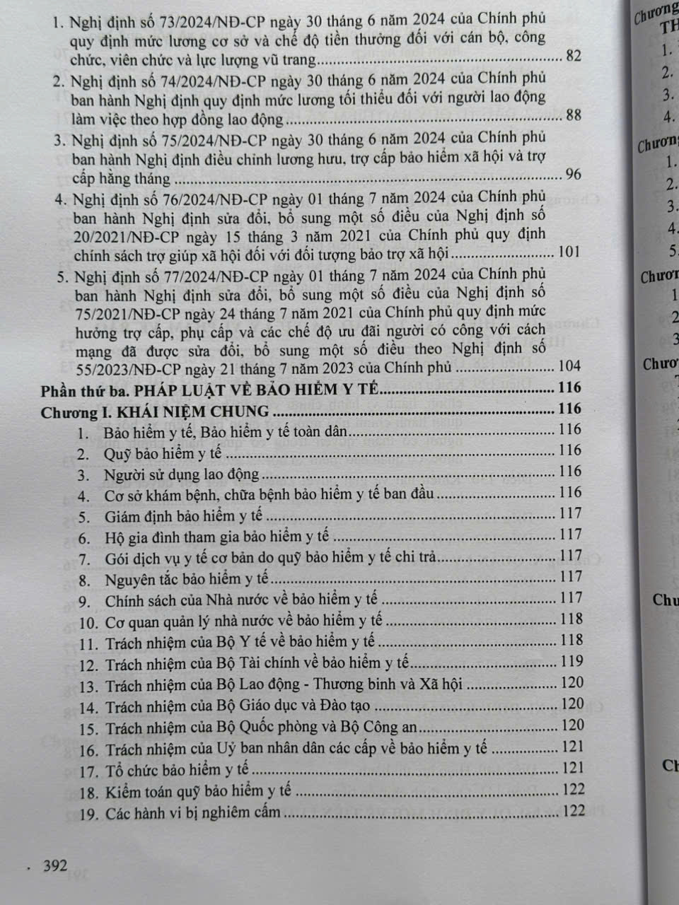 Sách Luật Bảo Hiểm Xã Hội năm 2024 – Quy Định Mới về Tiền Lương, Bảo Hiểm Y Tế và Chính Sách Hỗ Trợ Việc Làm - V2570T