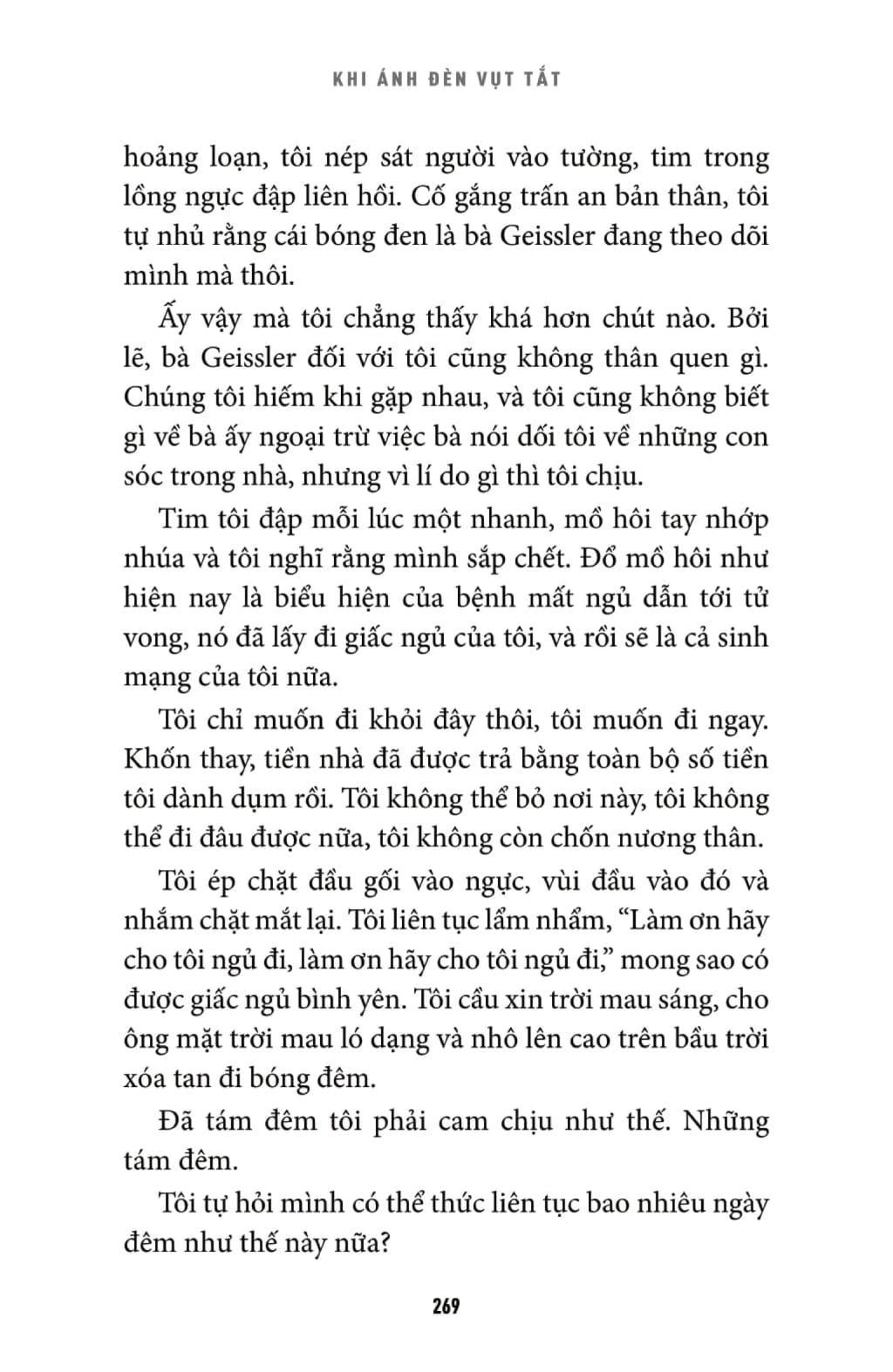 Khi Ánh Đèn Vụt Tắt (Tiểu Thuyết)