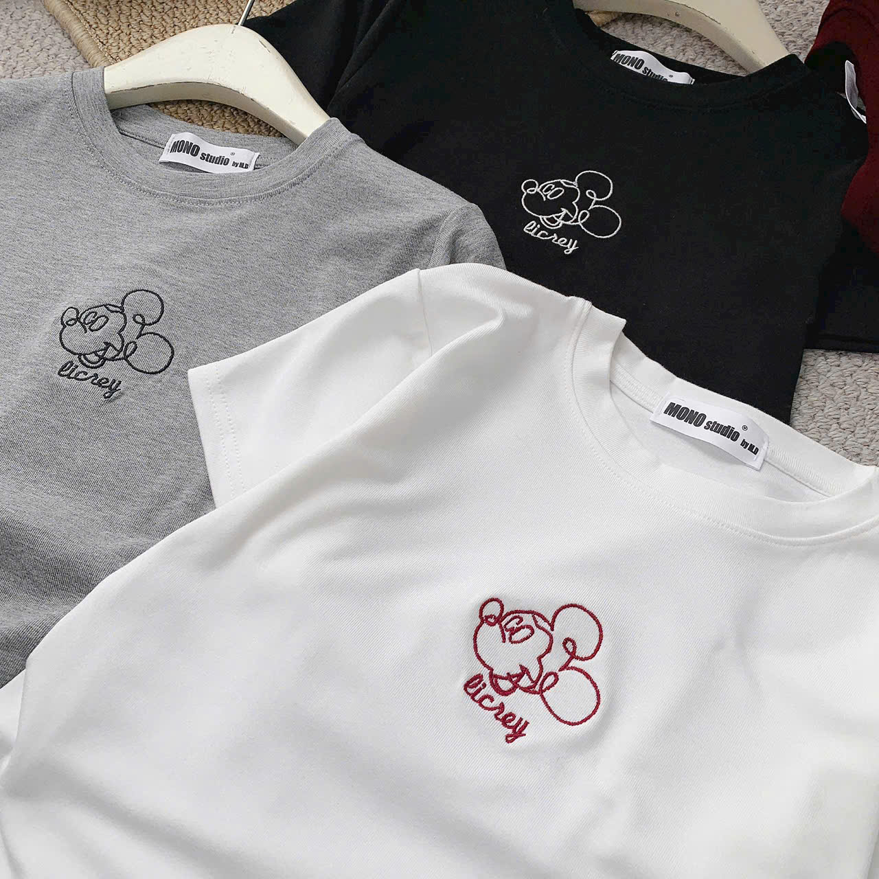 Áo Thun Nữ Cotton Cao Cấp Họa Tiết Mickey Đơn Giản