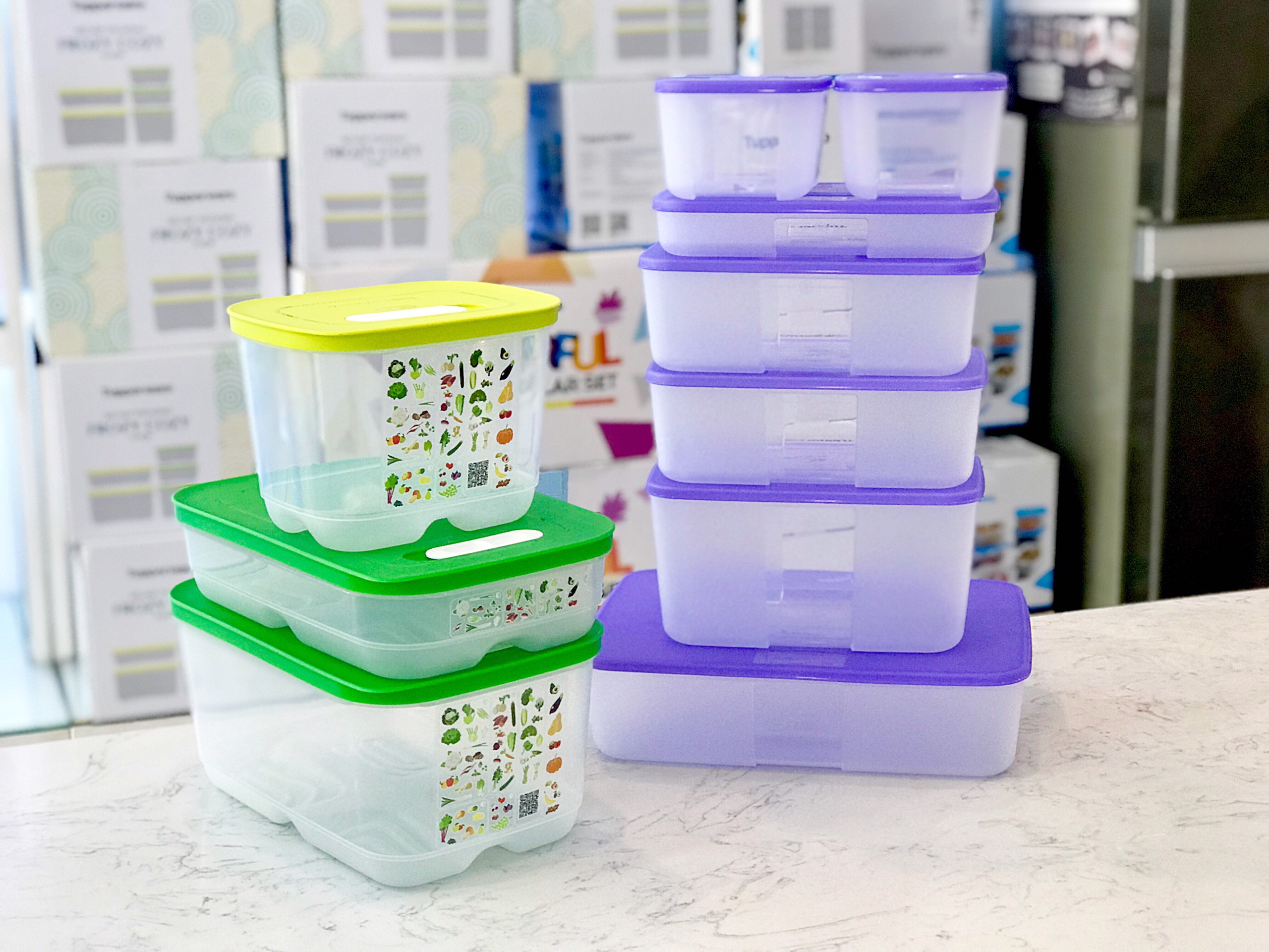 Combo hộp trữ đông và trữ mát có nút hô hấp Tupperware Freezermate Essential và Ventsmart (10 hộp) - Hàng chính hãng - Mẫu mới