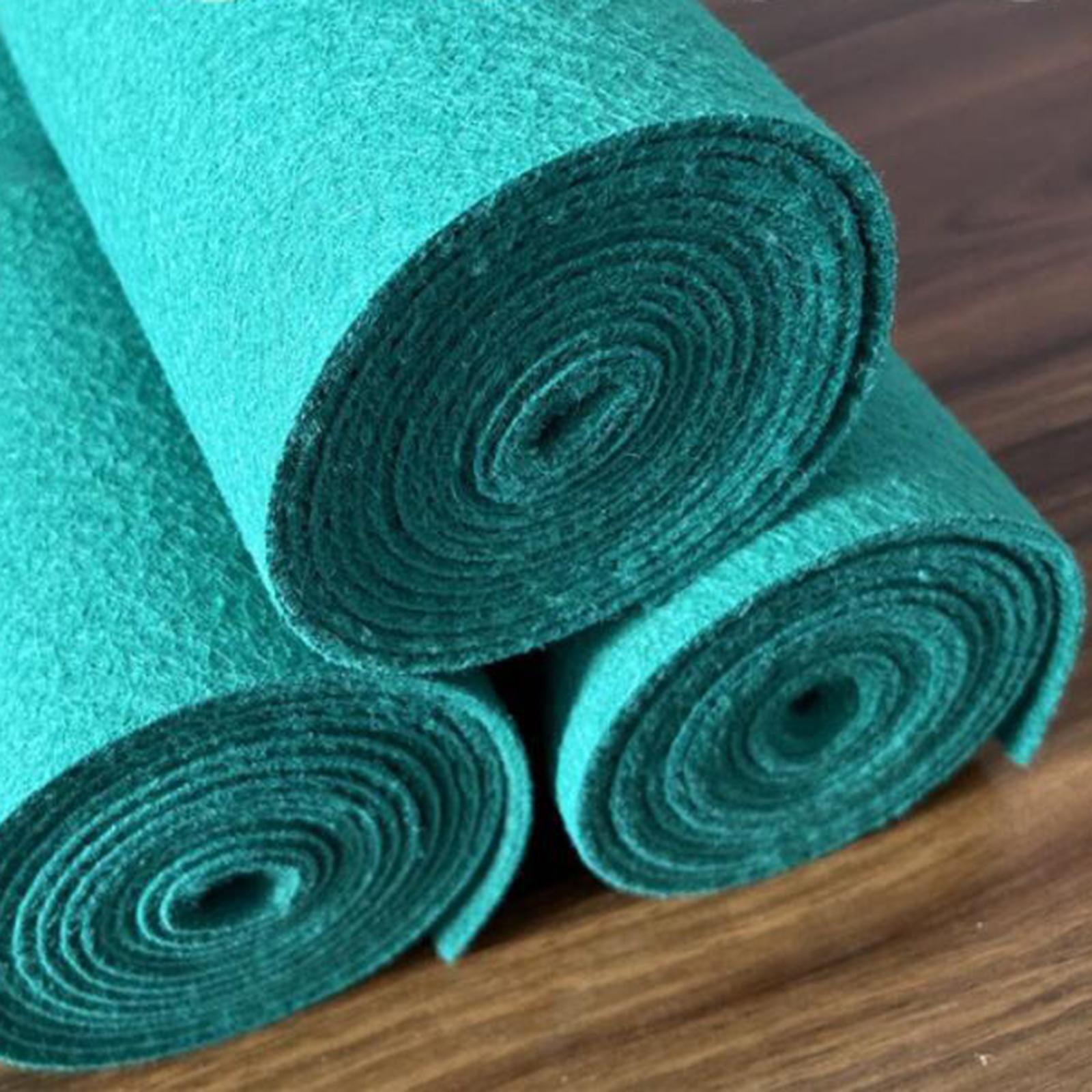 Golf Putting Mat Golf Hitting Mat Golf Training Equipment Golf Practice Mat Golf Putting Trainer for Indoor Outdoor Gifts for Golfers