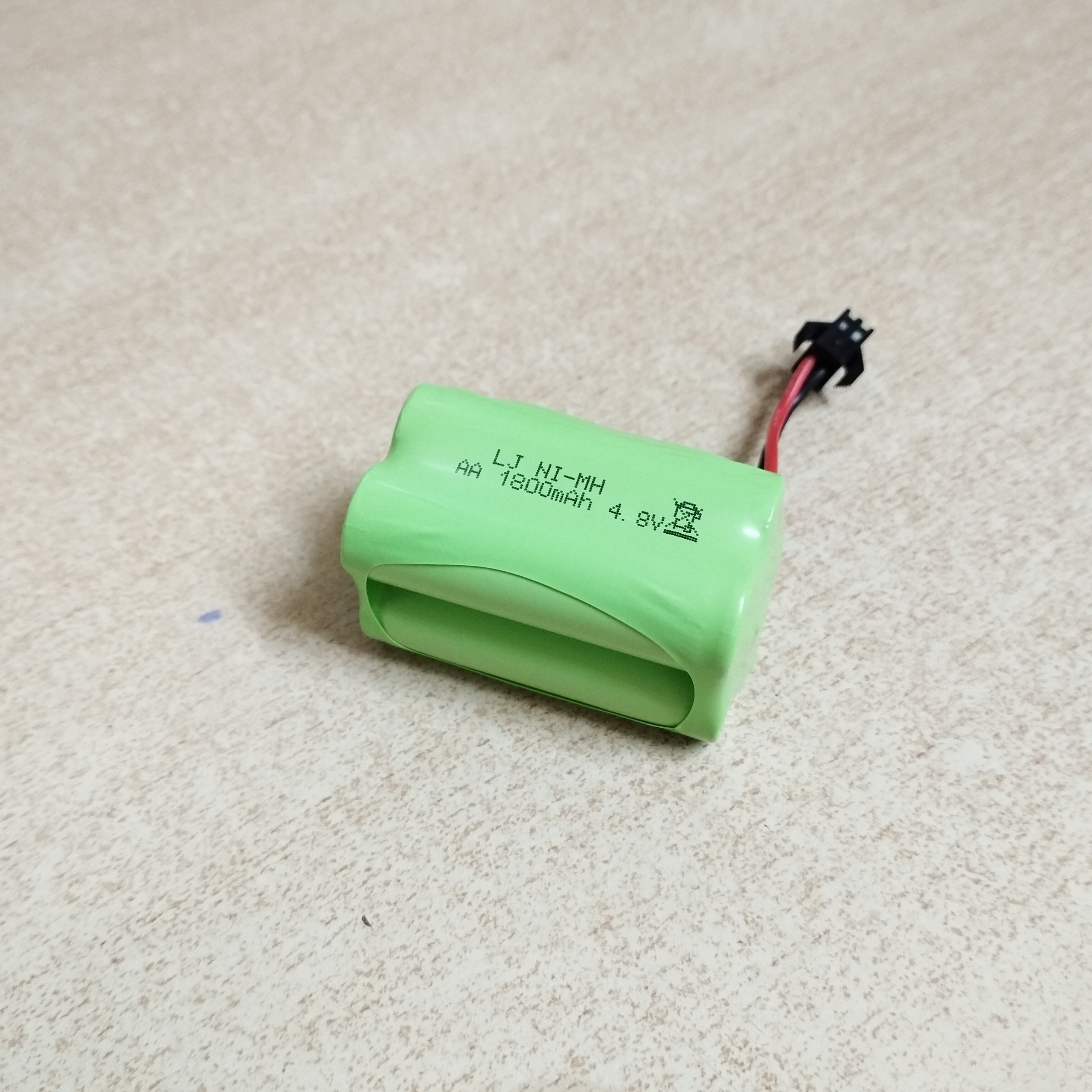 Pin sạc 4.8V dung lượng 1800mAh xếp vuông Jack SM càng cua đen