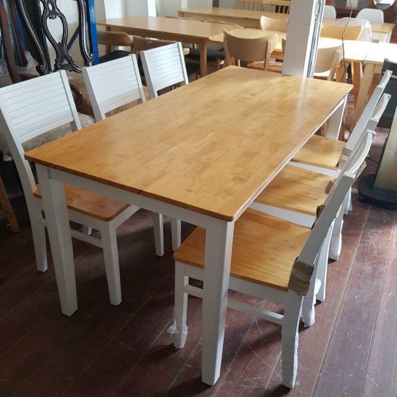 Bộ bàn ăn Cherry 4 ghế