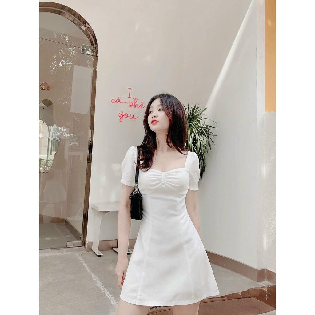 ĐẦM ĐEN COTTON CÚP NGỰC CỔ VUÔNG DÁNG XÒE Freesize