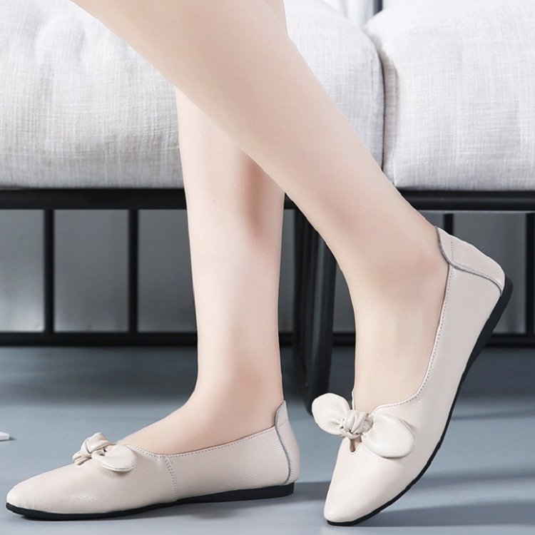 Ladies Flat Shoes Shallow Mouth Pointed pu Leather Driving Shoes