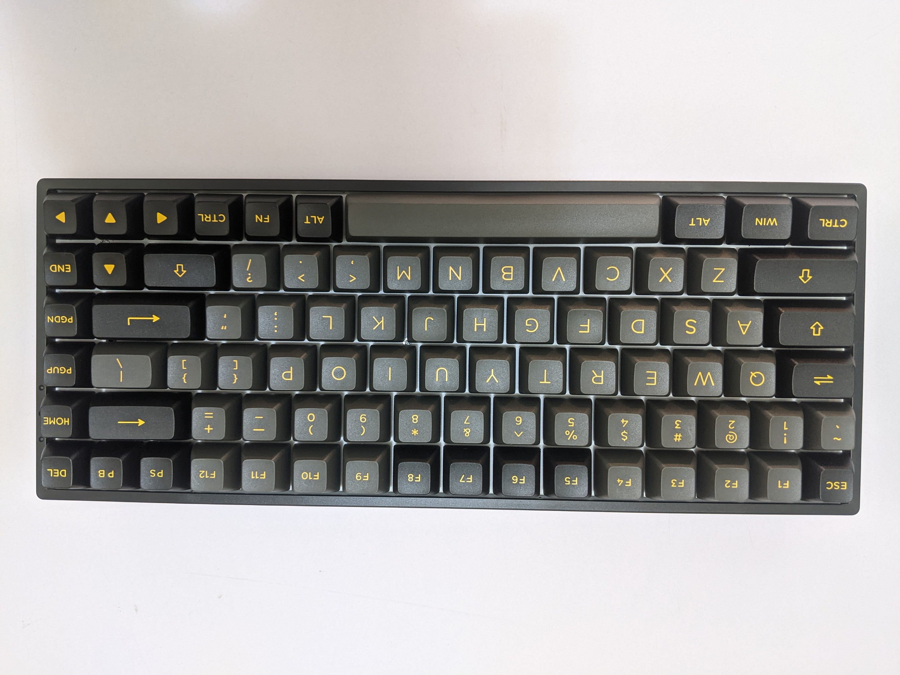 Bàn phím cơ không dây AKKO 3084B Plus Black Gold _Mới, Hàng chính hãng