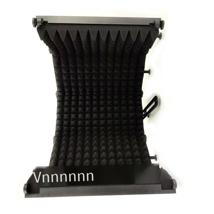 Phong cách mới nhất bằng nhựa ba cửa năm cửa micrô cách âm vỏ phòng thu micrô chống gió màn hình ghi âm bài hát giảm tiếng ồn vỏ cách âm
