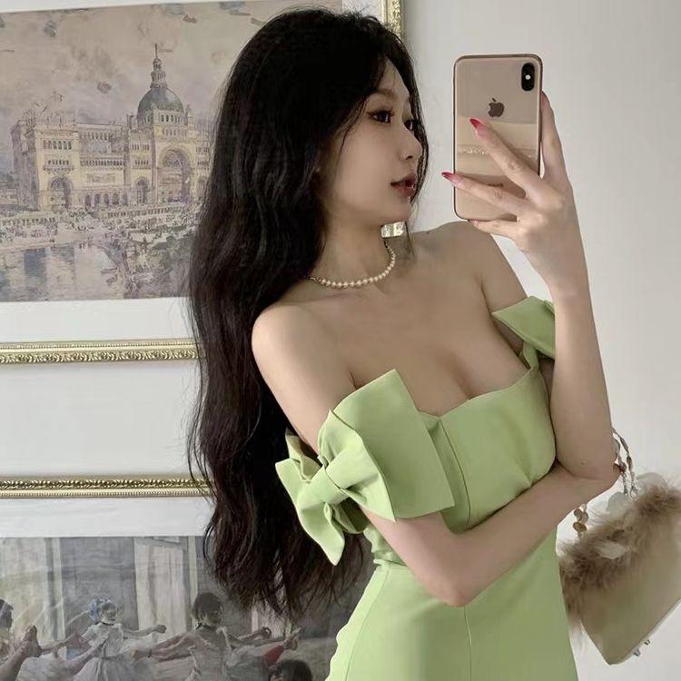 CHENGRUI Váy treo cho phụ nữ đi biển nghỉ mát Pháp khí chất nhỏ cảm giác thiết kế mùa hè 2023 váy mỏng
