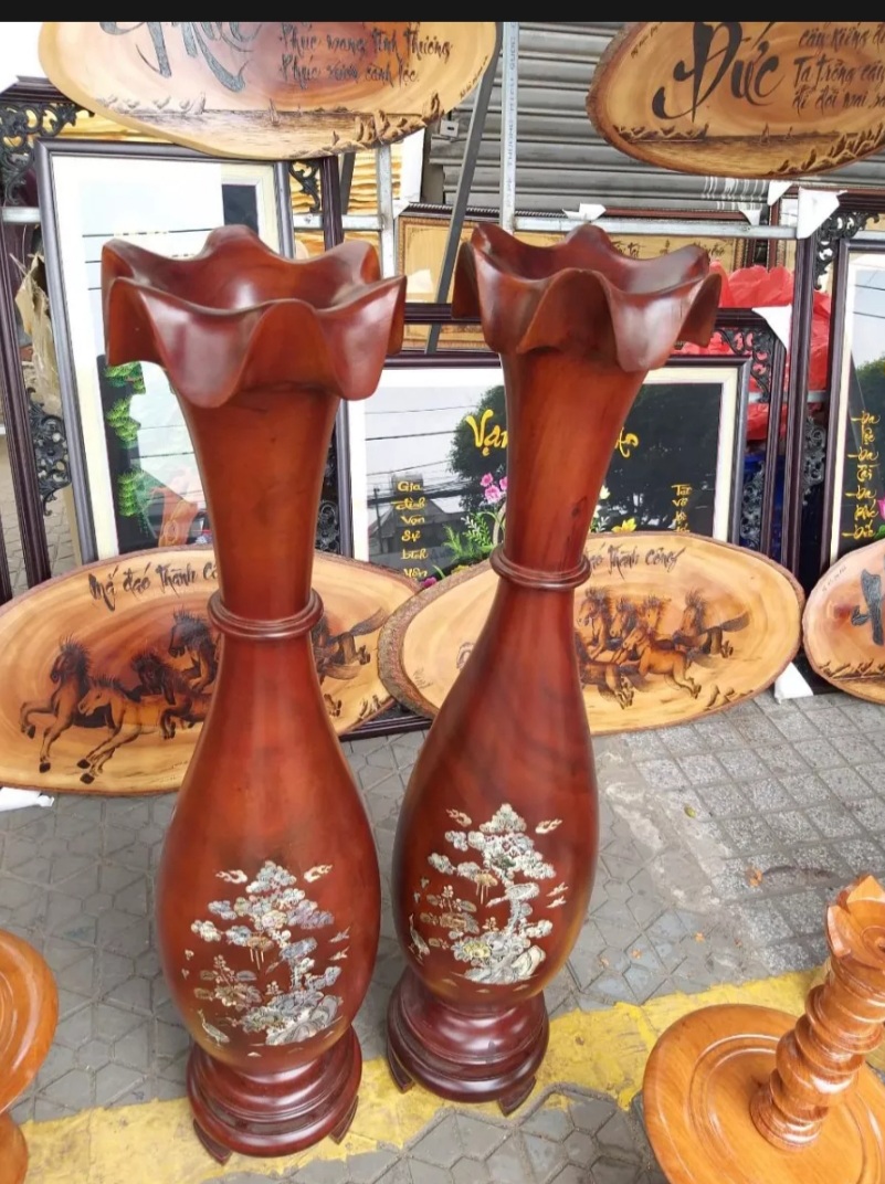 Cặp lục bình gỗ lim cao cấp cẩn cao 50- 60 cm