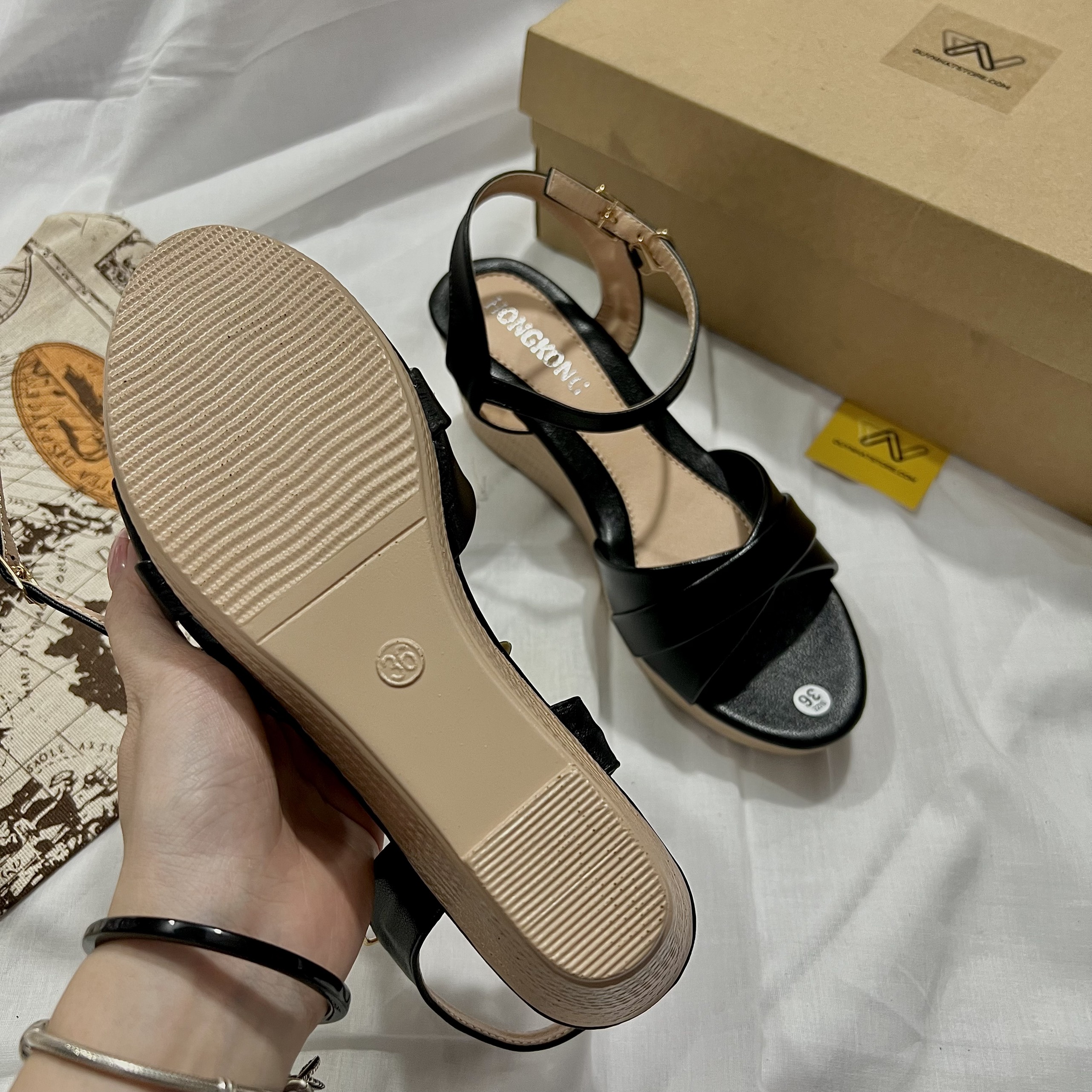 Giày Sandal Đế Dúc Gót Xuồng Chiên Binh Dây Duy Nhật Store Phối Dây Ngang Chéo Da Mờ Uzzang Bánh Mì Cao 5cm - 9cm Đen