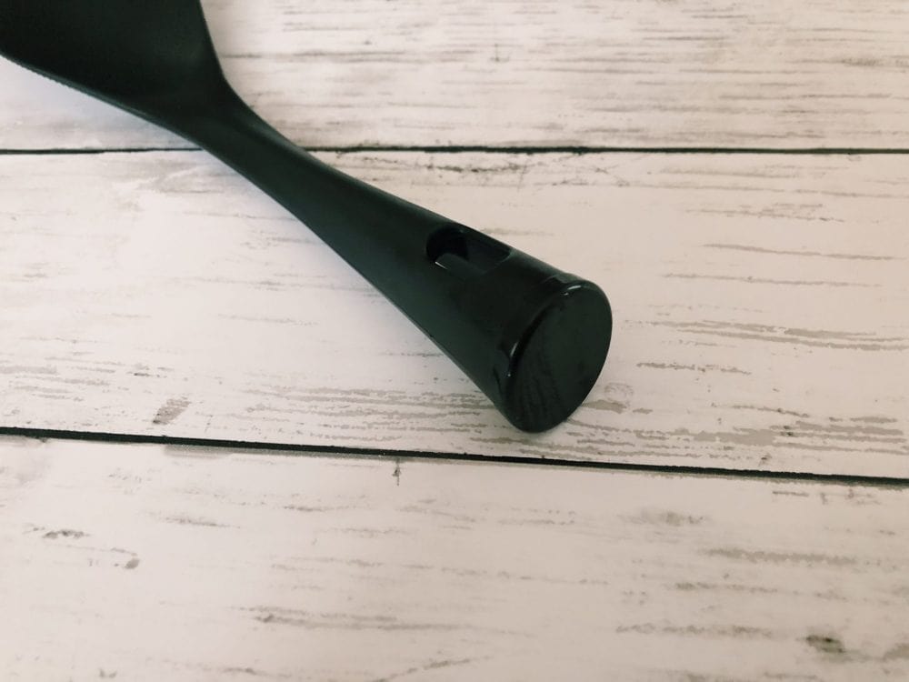 Muôi chiên chịu nhiệt Echo Metal, thiết kế ngọn nhẹ, đẹp mắt có đế đứng nên dễ dàng cầm nắm và dựng đứng, rất tiện lợi - nội địa Nhật Bản