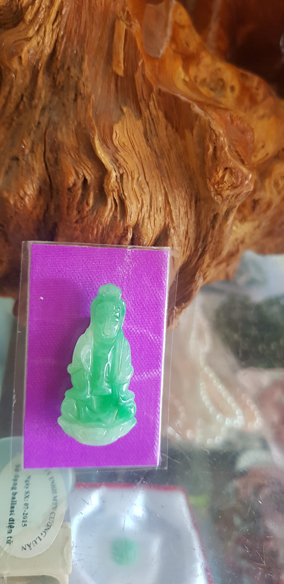 Mặt dây chuyền Nữ Phật Quan Âm Ngồi đẹp đá ngọc cẩm thạch tự nhiên đẹp size nhỏ Nữ size nhỏ Cao 39mm x N18mm x S4mm Màu xanh lý trắng mượt mà bóng đẹp các Chị về bọc vàng đeo đẹp ạ