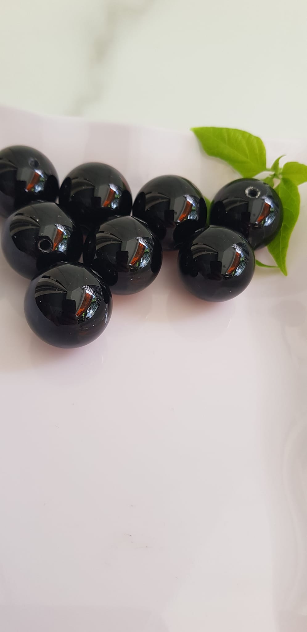 Hạt Lẻ rời Đá Mã Não Đen Đậm Đẹp phối vòng tay nam size lớn 20mm Hạt lẻ chuẩn hợp các Anh mạng Thuỷ , mệnh Mộc dành cho các anh cần hạt đá lẻ ạ